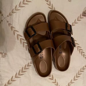 NWOT waterproof birkenstocks!